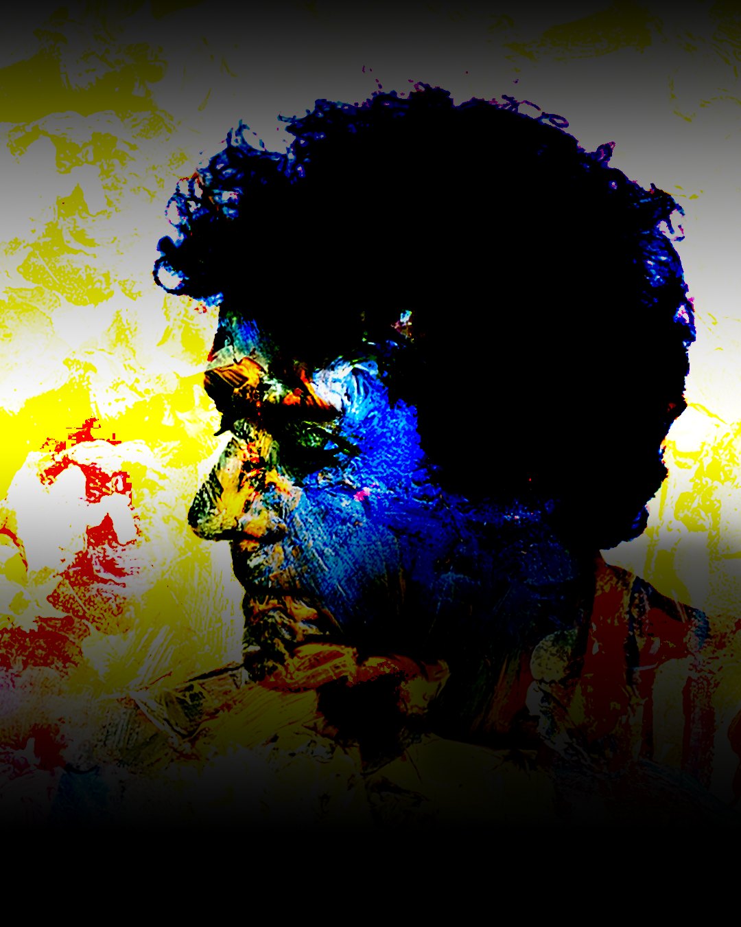 Retrato de Elifas Andreato sobre uma de suas pinturas a óleo.